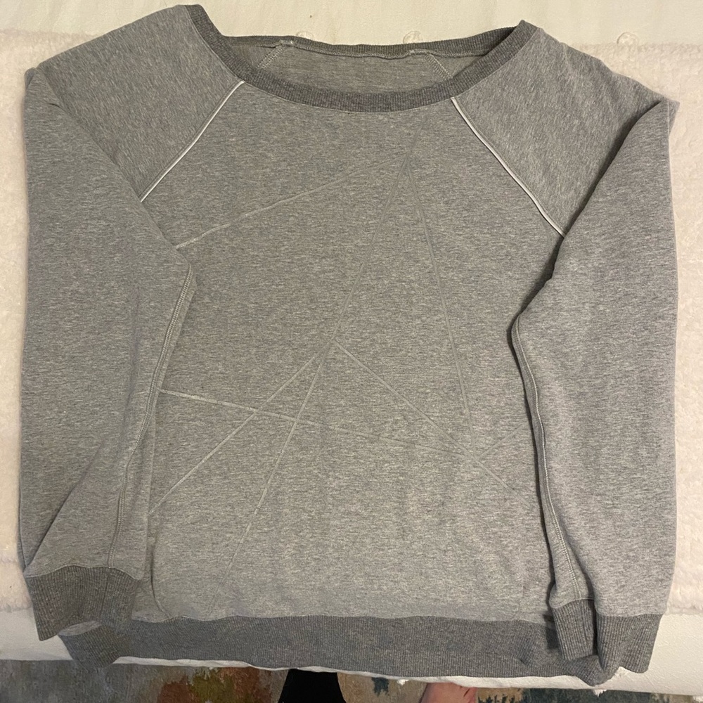 Lululemon lightweight sweatshirt